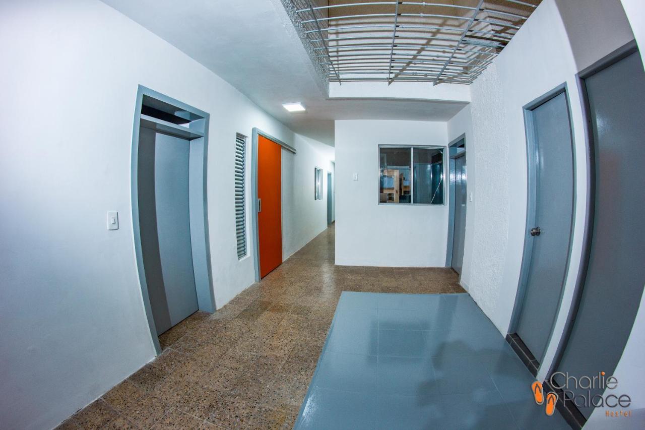 Charlie Palace Hostel Medellín Exteriér fotografie